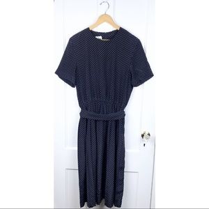 VINTAGE : Leslie Fay : size : 16 : polka-dot Pleated summer fall Tie Dress
